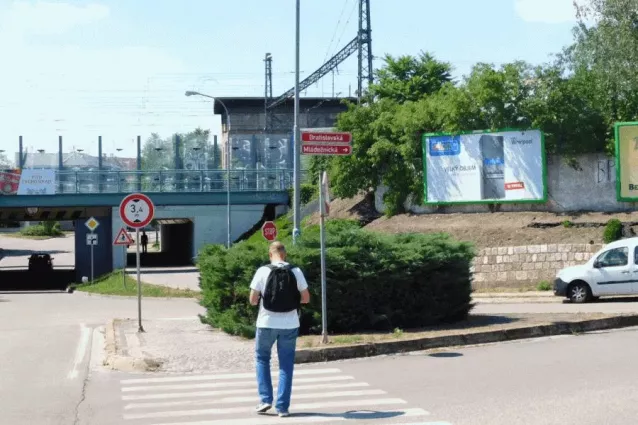 Bratislavská/Mládežnická, Břeclav, Břeclav, Billboard