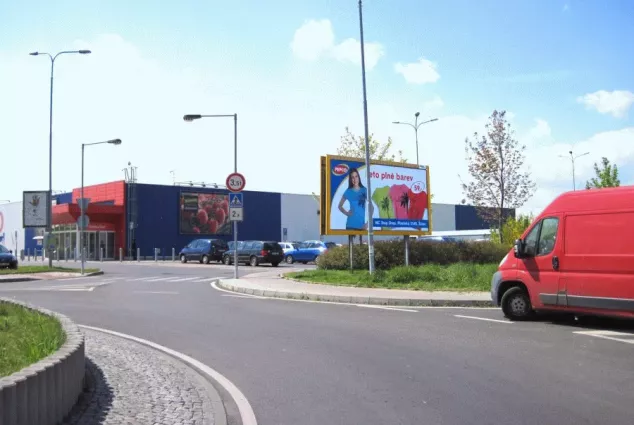 Husova TESCO, Žatec, Louny, billboard