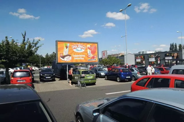 Benešova KAUFLAND, Kolín, Kolín, billboard