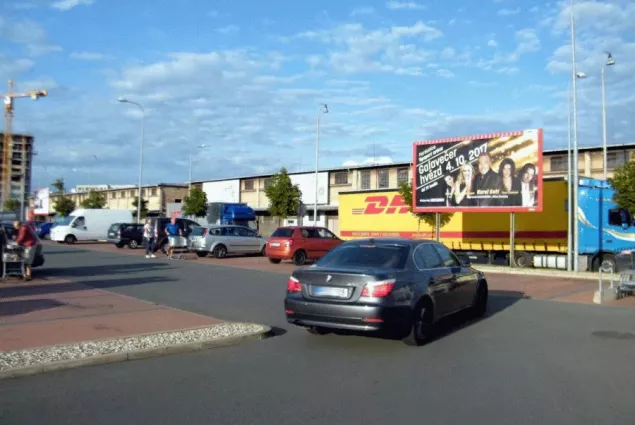 S.K.Neumanna KAUFLAND, Pardubice, Pardubice, billboard